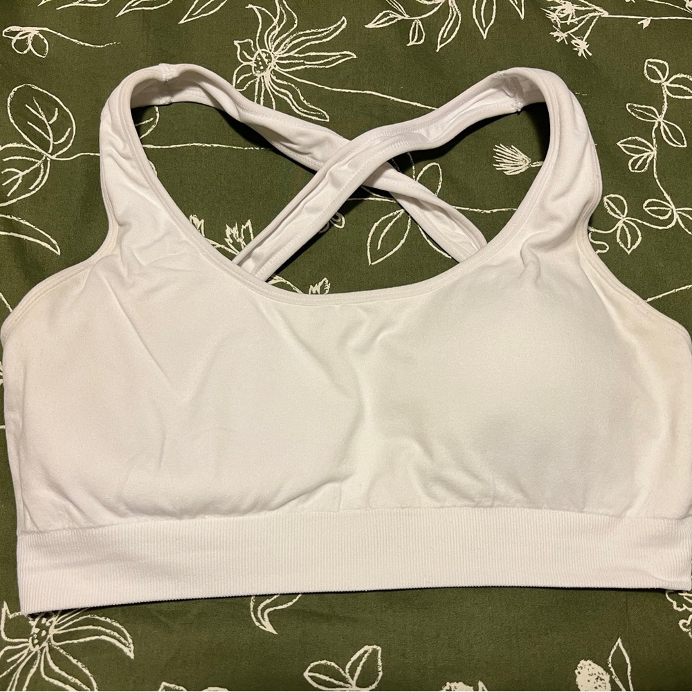 NVGTN Criss Cross Sports Bra